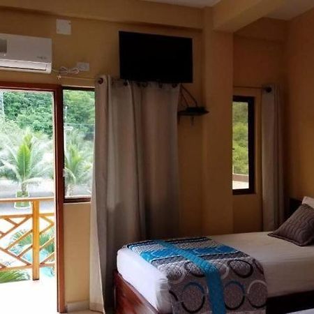 אסמרלדס Hotel Soberao מראה חיצוני תמונה
