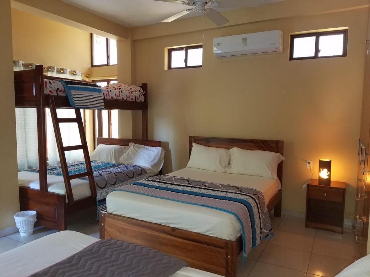 אסמרלדס Hotel Soberao מראה חיצוני תמונה