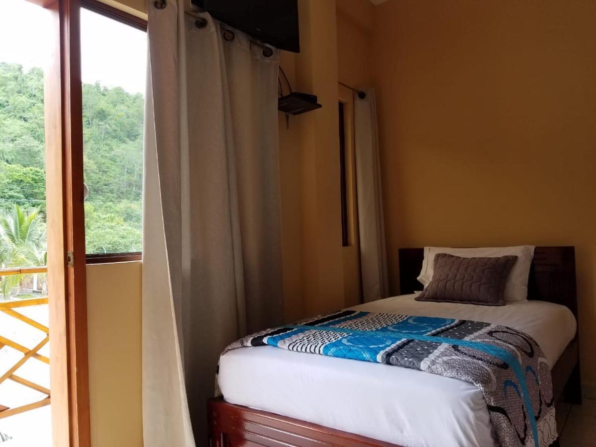 אסמרלדס Hotel Soberao מראה חיצוני תמונה