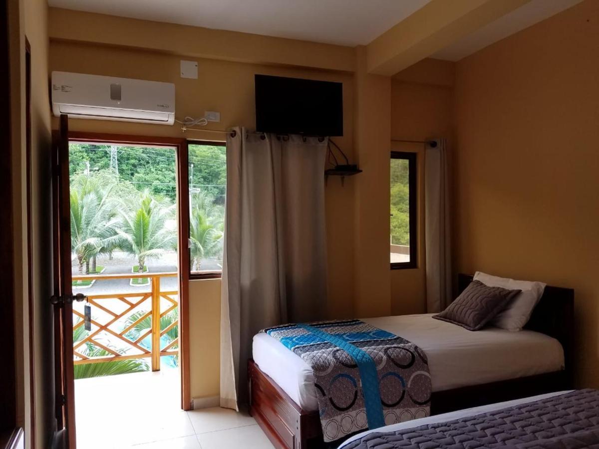 אסמרלדס Hotel Soberao מראה חיצוני תמונה